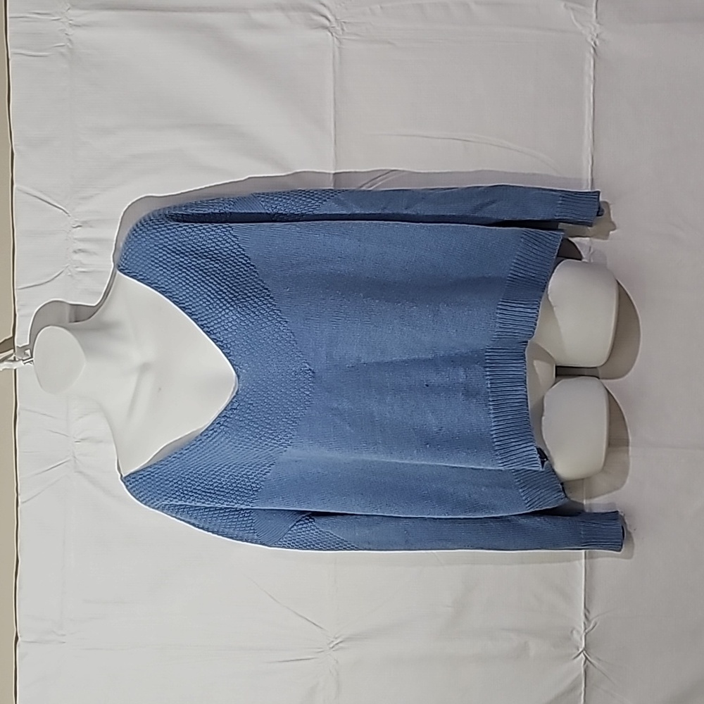 Sweater Large - Picture 2 of 6